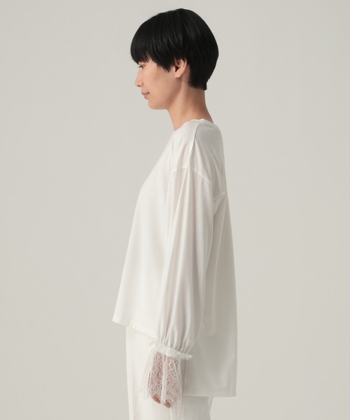 Elura(エルーラ)の「袖レースコンビプルオーバー/1074874(Tシャツ/カットソー・レディース・ブラック/ホワイト・FREE)」の13枚目の写真