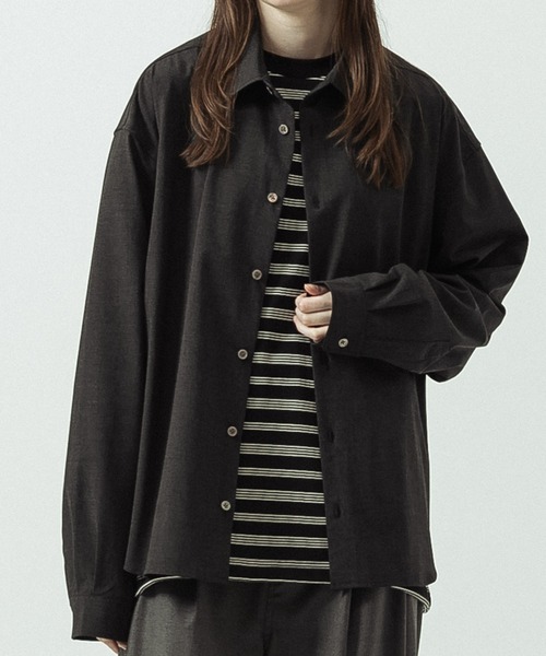 SLICK(スリック)の「【SLICK/スリック】T/R Stretch Gabardine Regular Collar Shirt/T/R ストレッチギャバジン レギュラーカラーシャツ(シャツ/ブラウス・メンズ・ブラウン/チャコールグレー・3/1/2)」の3枚目の写真