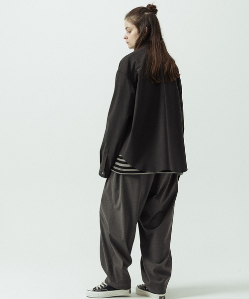 SLICK(スリック)の「【SLICK/スリック】T/R Stretch Gabardine Regular Collar Shirt/T/R ストレッチギャバジン レギュラーカラーシャツ(シャツ/ブラウス・メンズ・ブラウン/チャコールグレー・3/1/2)」の16枚目の写真