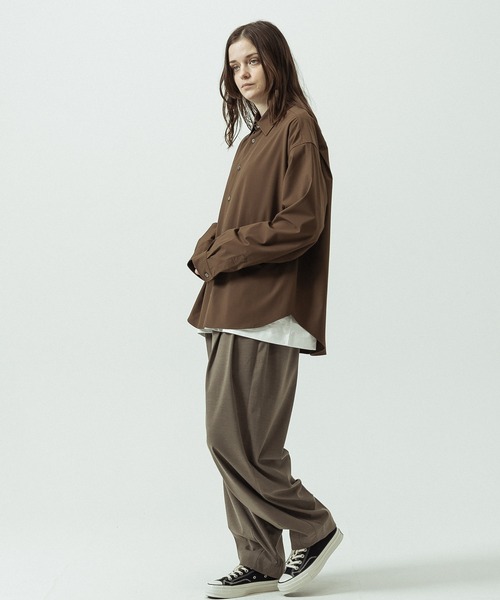 SLICK(スリック)の「【SLICK/スリック】T/R Stretch Gabardine Regular Collar Shirt/T/R ストレッチギャバジン レギュラーカラーシャツ(シャツ/ブラウス・メンズ・ブラウン/チャコールグレー・3/1/2)」の22枚目の写真