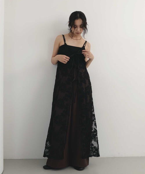 hellam(へラム)の「2WAYフラワーモール刺繍キャミワンピース(ワンピース・レディース・ブラック/ブラウン・FREE)」の17枚目の写真
