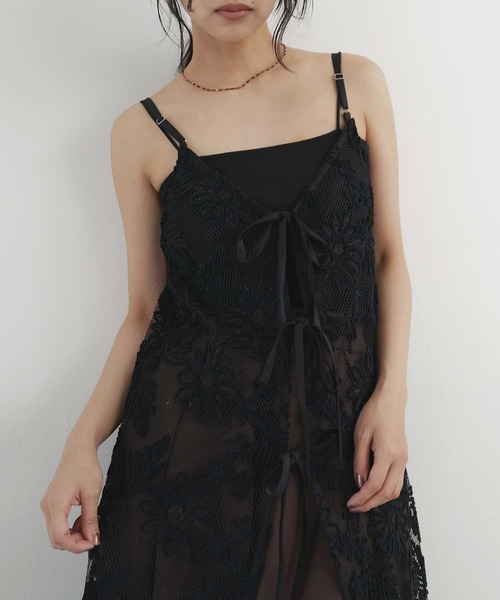 hellam(へラム)の「2WAYフラワーモール刺繍キャミワンピース(ワンピース・レディース・ブラック/ブラウン・FREE)」の18枚目の写真
