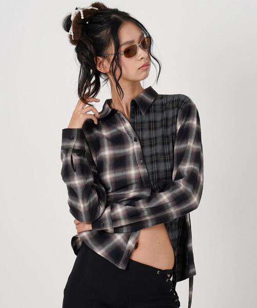 ROYAL FLASH（ロイヤルフラッシュ）の「MITSUKI/ミツキ/ASYMMETRY PATTERN SHIRT（シャツ/ブラウス・レディース・ブルー/ブラック・F）」の2枚目の写真