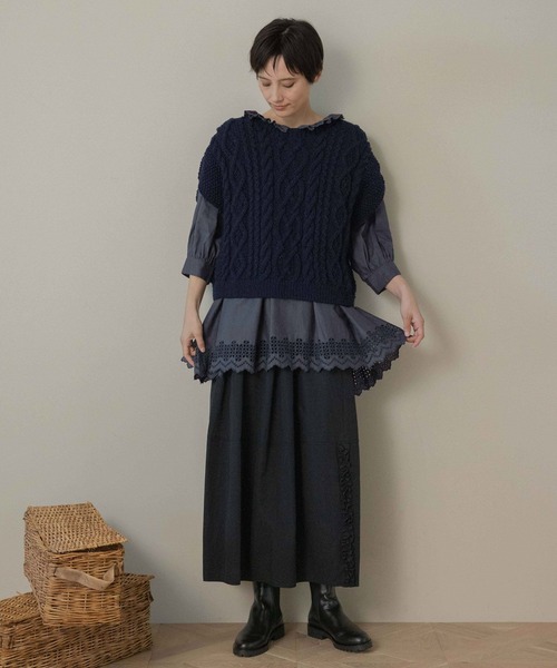 studio CLIP(スタディオクリップ)の「《natural by clip》リネンコットン刺繍ボリュームチュニック(ワンピース・レディース・アイボリー/ネイビー・FREE)」の22枚目の写真
