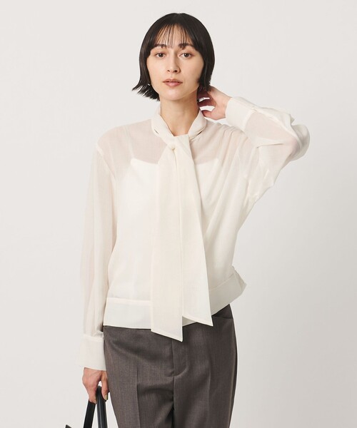 UNITED ARROWS（ユナイテッドアローズ）の「マナード ボウタイ ブラウス（シャツ/ブラウス・レディース・ダークブラウン/ブラック/オフホワイト・FREE）」の4枚目の写真