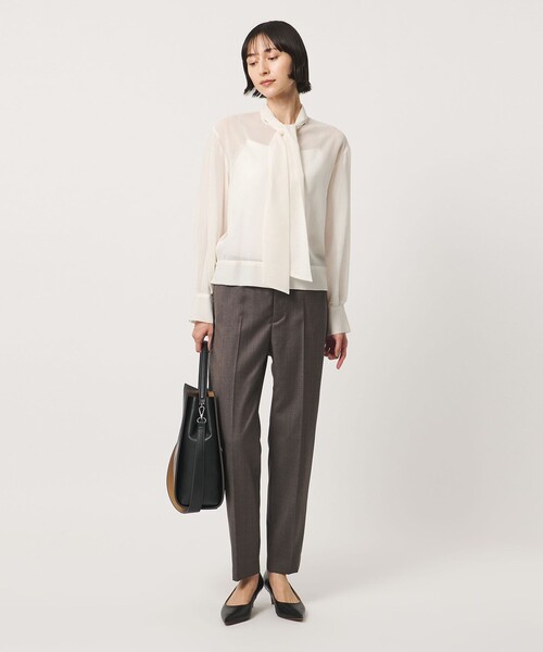 UNITED ARROWS（ユナイテッドアローズ）の「マナード ボウタイ ブラウス（シャツ/ブラウス・レディース・ダークブラウン/ブラック/オフホワイト・FREE）」の7枚目の写真