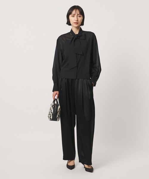 UNITED ARROWS（ユナイテッドアローズ）の「マナード ボウタイ ブラウス（シャツ/ブラウス・レディース・ダークブラウン/ブラック/オフホワイト・FREE）」の11枚目の写真