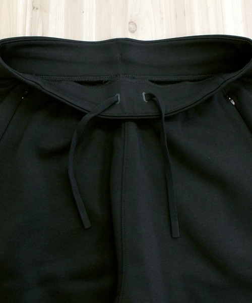 THE NORTH FACE(ザノースフェイス)の「TNF ダイナミックパンツ パンツ スウェットパンツ M DYNAMIC PANT(スウェットパンツ・メンズ・ブラック/グリーン・M/S/L/XL/XS)」の12枚目の写真