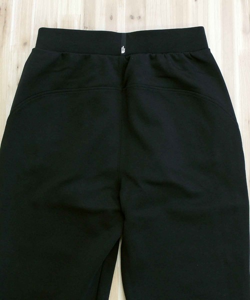 THE NORTH FACE(ザノースフェイス)の「TNF ダイナミックパンツ パンツ スウェットパンツ M DYNAMIC PANT(スウェットパンツ・メンズ・ブラック/グリーン・M/S/L/XL/XS)」の16枚目の写真