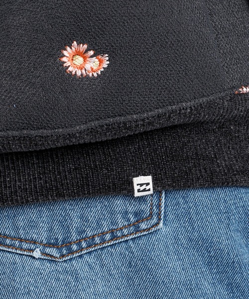 BILLABONG(ビラボン)の「BILLABONG ウィメンズ SHAGGY BONDING MEDIUM LOOSE CREW トレーナー 【2026年秋冬モデル】/ビラボン総柄ボンディングスウェット(スウェット・レディース・アイボリー/オフホワイト/ブルー系その他・MEDIUM)」の13枚目の写真