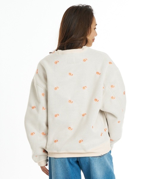 BILLABONG(ビラボン)の「BILLABONG ウィメンズ SHAGGY BONDING MEDIUM LOOSE CREW トレーナー 【2026年秋冬モデル】/ビラボン総柄ボンディングスウェット(スウェット・レディース・アイボリー/オフホワイト/ブルー系その他・MEDIUM)」の8枚目の写真