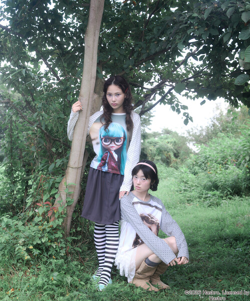 Unblend(アンブレンド)の「【Unblend】Blythe別注 アソート フェイスプリント ラグランロンT(Tシャツ/カットソー・レディース・杢グレー/スミクロ/ホワイト系・FREE)」の7枚目の写真