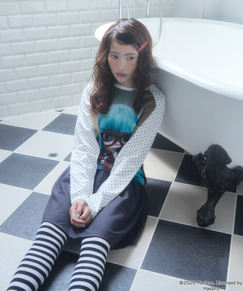 Unblend(アンブレンド)の「【Unblend】Blythe別注 アソート フェイスプリント ラグランロンT(Tシャツ/カットソー・レディース・杢グレー/スミクロ/ホワイト系・FREE)」の13枚目の写真