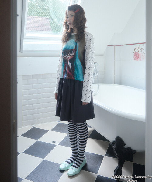 Unblend(アンブレンド)の「【Unblend】Blythe別注 アソート フェイスプリント ラグランロンT(Tシャツ/カットソー・レディース・杢グレー/スミクロ/ホワイト系・FREE)」の20枚目の写真
