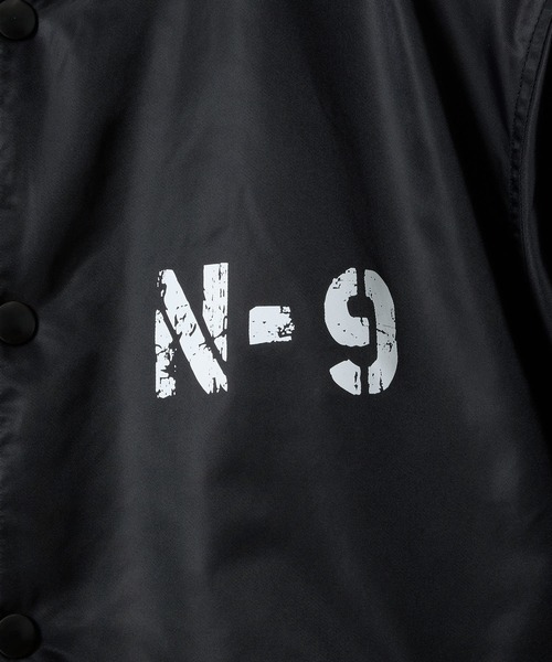 NUMBER (N)INE(ナンバーナイン)の「NYLON INSULATION STADIUM JACKET / ナイロン ロゴプリント 裏キルティング 中綿 スタジャン(スタジャン・メンズ・ブラック系2/ブラック系1/ブラック系3・2/3/4)」の22枚目の写真