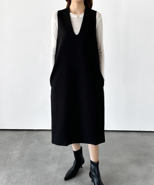 COCOMOMO（ココモモ）の「[3サイズ展開 ポケット付き] ジャンパースカート Uネック ノースリーブ ワンピース ストレート ロング ミモレ きれいめ オフィス オフィスカジュアル（ジャンパースカート・レディース・ブラック/グレー・S/M/L）」の16枚目の写真