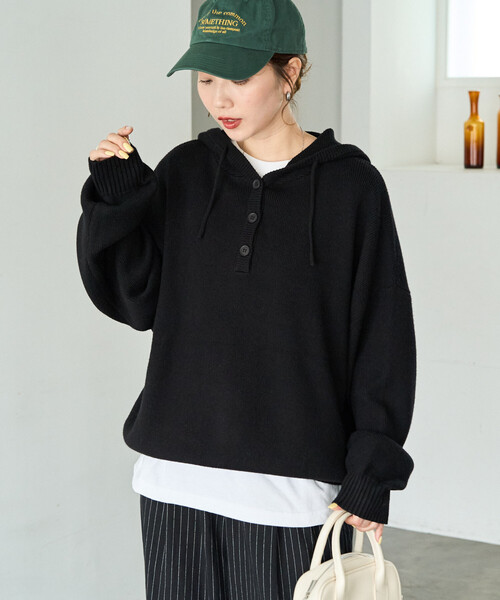 FREAK'S STORE（フリークスストア）の「限定展開　<セットアップ対応>ボタン フード ニット プルオーバー（ニット/セーター・レディース・ナチュラル/ブラウン/ネイビー/ブラック/グレー・ﾌﾘ-）」の6枚目の写真
