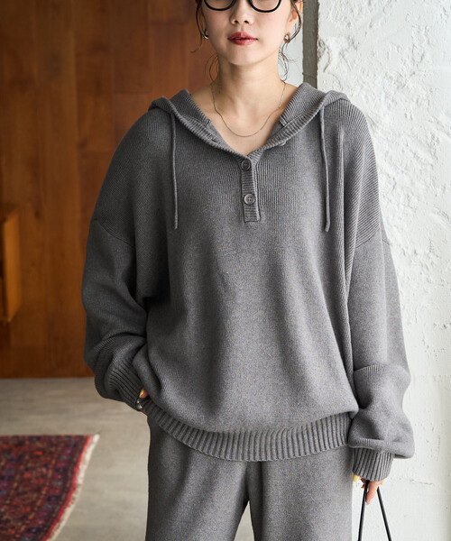 FREAK'S STORE（フリークスストア）の「限定展開　<セットアップ対応>ボタン フード ニット プルオーバー（ニット/セーター・レディース・ナチュラル/ブラウン/ネイビー/ブラック/グレー・ﾌﾘ-）」の13枚目の写真