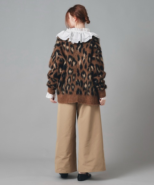 AT THE TRNK(アットザトランク)の「ダブルフリルカラー & リボン ブラウス AT THE TRNK(シャツ/ブラウス・レディース・ブラック/ホワイト・フリー)」の6枚目の写真