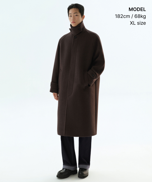 MUSINSA STANDARD（ムシンサスタンダード）の「カシミヤブレンドオーバーサイズバルマカンコート[ヘッダーブラウン]（ダッフルコート・メンズ・その他・MEDIUM/LARGE/X-LARGE/2XL）」の2枚目の写真