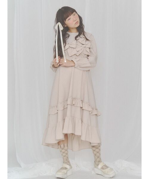 merry jenny（メリージェニー）の「リボンロングテールワンピース（ワンピース・レディース・ブルー/チャコールグレー/ベージュ・FREE）」の2枚目の写真