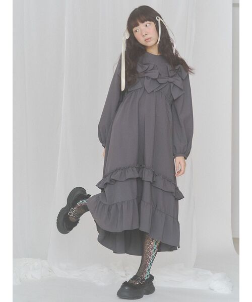 merry jenny（メリージェニー）の「リボンロングテールワンピース（ワンピース・レディース・ブルー/チャコールグレー/ベージュ・FREE）」の6枚目の写真