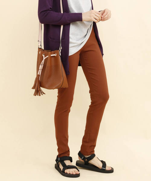 aimoha(アイモハ)の「ハイウエストストレッチ美脚スキニーレギンスパンツ (LV)(レギンス/スパッツ・レディース・インディゴブルー/パープル/ワインレッド/グレイッシュブルー/ブラック/アーミー/ピンク系その他/ホワイト/グリーン/ライトグリーン/ダークネイビー/ピンク/レッド/イエロー/オレンジ/スミクロ/ベージュ/ネイビー/ブルー/ブラウン・SMALL/MEDIUM/XXX-LARGE/X-LARGE/XX-LARGE/LARGE)」の21枚目の写真