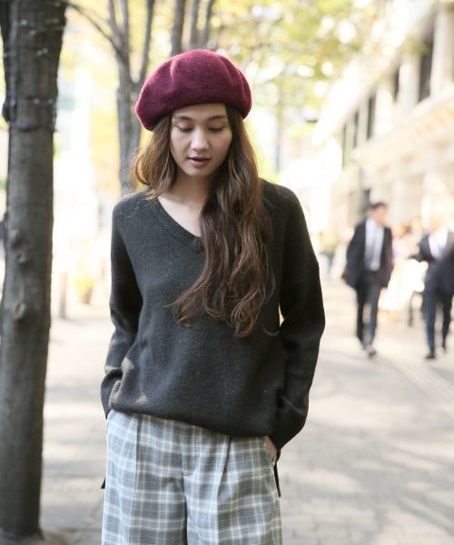 GLOBAL WORK（グローバルワーク）の「3ゲージストレッチブークレＶプルオーバー/729136（ニット/セーター・レディース・ブラック/グレー/ホワイト/ブルー系その他・SMALL/MEDIUM/LARGE）」の2枚目の写真