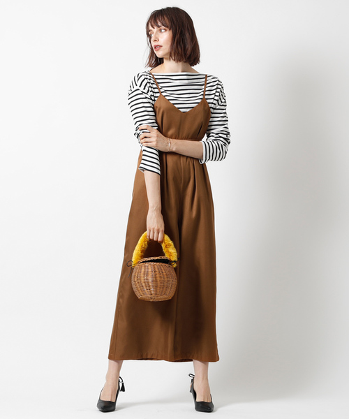 titivate(ティティベイト)の「ハイウエストワイドパンツオールインワン(つなぎ/オールインワン・レディース・ブラック/グレー/キャメル・M)」の6枚目の写真