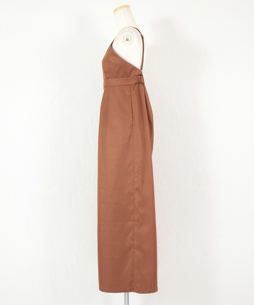 titivate(ティティベイト)の「ハイウエストワイドパンツオールインワン(つなぎ/オールインワン・レディース・ブラック/グレー/キャメル・M)」の9枚目の写真