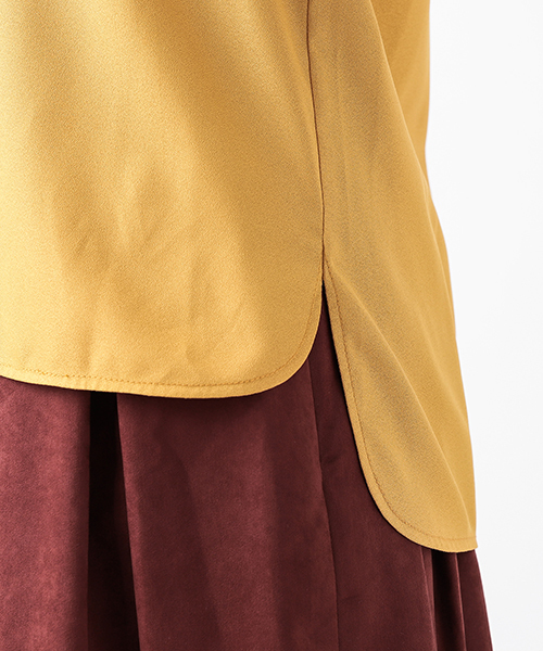 un dix cors（アンディコール）の「ジョーゼットＶネックブラウス（シャツ/ブラウス・レディース・ホワイト/ブラック/カーキ/イエロー/ピンク・ﾌﾘ-）」の12枚目の写真