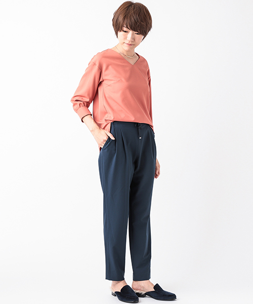 un dix cors（アンディコール）の「ジョーゼットＶネックブラウス（シャツ/ブラウス・レディース・ホワイト/ブラック/カーキ/イエロー/ピンク・ﾌﾘ-）」の15枚目の写真