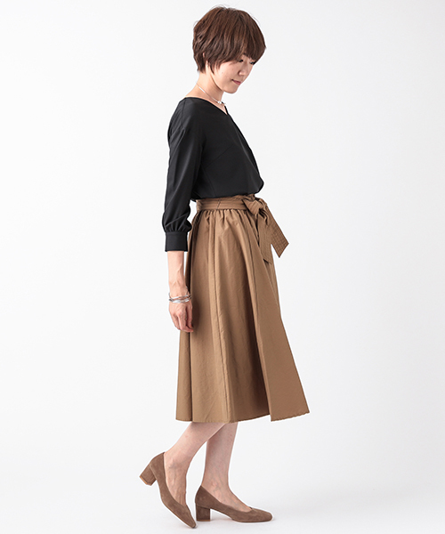 un dix cors（アンディコール）の「ジョーゼットＶネックブラウス（シャツ/ブラウス・レディース・ホワイト/ブラック/カーキ/イエロー/ピンク・ﾌﾘ-）」の21枚目の写真