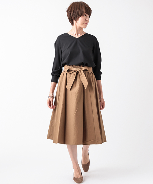 un dix cors（アンディコール）の「ジョーゼットＶネックブラウス（シャツ/ブラウス・レディース・ホワイト/ブラック/カーキ/イエロー/ピンク・ﾌﾘ-）」の22枚目の写真