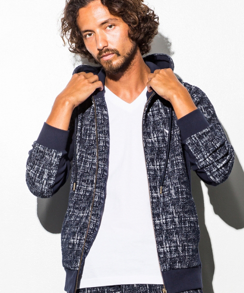 1PIU1UGUALE3 RELAX (ウノピゥウノウグァーレトレ リラックス)の「1PIU1UGUALE3 RELAX(ウノピゥウノウグァーレトレ)360°ストレッチツイードフードパーカ(パーカー・メンズ・ブラック/ネイビー・SMALL/MEDIUM/LARGE/X-LARGE/XX-LARGE)」の9枚目の写真