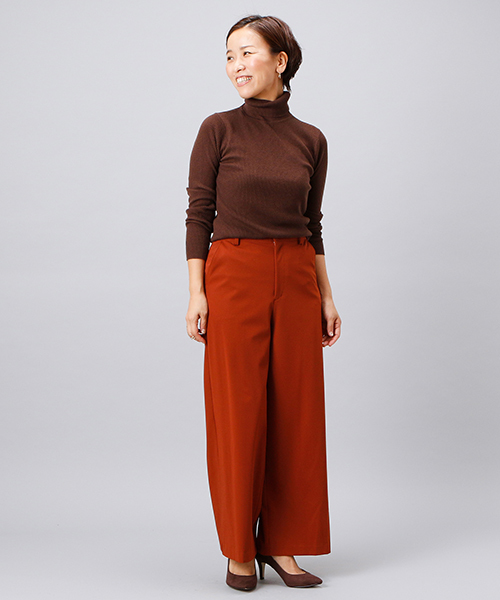 RIVE DROITE（リヴドロワ）の「ドライギャバセミワイドパンツ（その他パンツ・レディース・ベージュ/ネイビー/レンガ・36/38）」の5枚目の写真