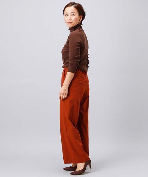 RIVE DROITE（リヴドロワ）の「ドライギャバセミワイドパンツ（その他パンツ・レディース・ベージュ/ネイビー/レンガ・36/38）」の8枚目の写真