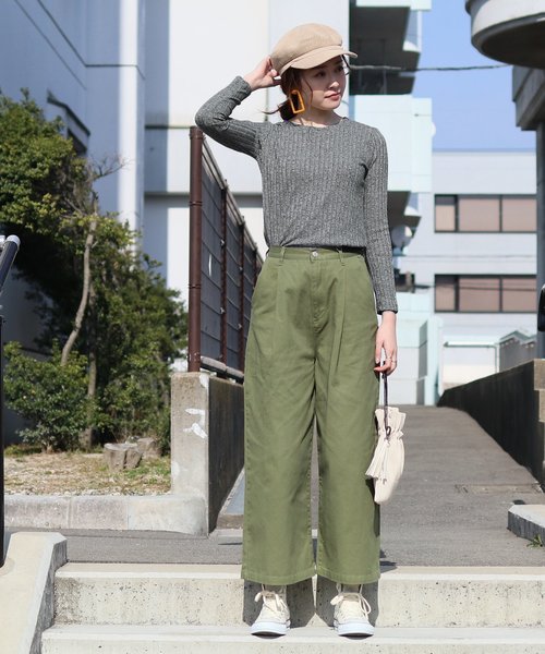 reca（レカ）の「【プチプラ】ふんわりやわらかリブ　春ニットソー（Tシャツ/カットソー・レディース・アイボリー/ブラック/グレー/パープル・FREE）」の21枚目の写真