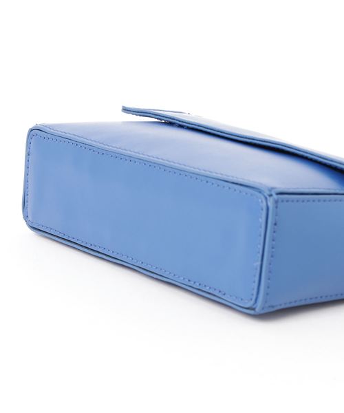 YAHKI（ヤーキ）の「YAHKI:ボックスショルダーバッグ（ショルダーバッグ・レディース・レッド/ブルー・ONE SIZE）」の4枚目の写真