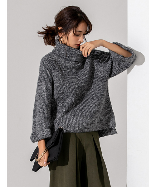 fifth（フィフス）の「タートルネックニットプルオーバー（ニット/セーター・レディース・ベージュ/グレー・MEDIUM）」の4枚目の写真