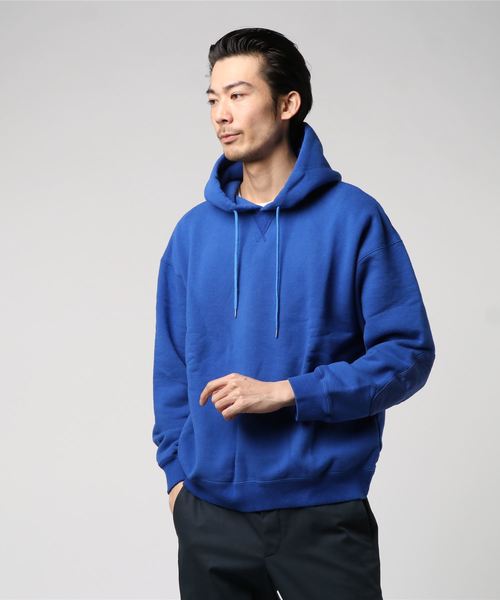 Traditional Weatherwear(トラディショナルウェザーウェア)の「【MEN'S】キルテッドパッチ クルーネック プルオーバーパーカ(パーカー・メンズ・ホワイト/ネイビー/グレー/レッド/ブルー/グリーン・M/L/S)」の1枚目の写真