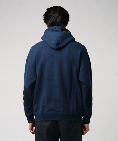 Traditional Weatherwear(トラディショナルウェザーウェア)の「【MEN'S】キルテッドパッチ クルーネック プルオーバーパーカ(パーカー・メンズ・ホワイト/ネイビー/グレー/レッド/ブルー/グリーン・M/L/S)」の7枚目の写真