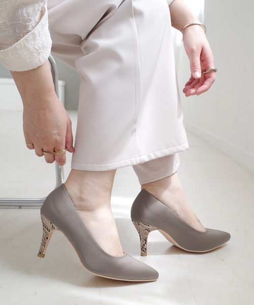 AmiAmi（アミアミ）の「走れるポインテッドトゥパンプス/7センチヒール/生地巻きヒールタイプ（パンプス・レディース・ライトグレー/ブラック/ネイビー/シルバー/アイボリー/パイソン/ブラック系その他/コーラル/ベージュ系その他2/ベージュ系その他/グレイッシュベージュ/ベージュ系その他3/ベージュ系その他4/グレー/レモンイエロー/ミックスグレー/ブラック系その他2/ブルー系その他/ホワイト系その他/パープル/カーキ/グレー系その他/ブラウン系その他/ワイン/レオパード/ホワイト系その他2/ベージュ系その他5/ピンクベージュ/オレンジ系その他/キャメル/ブラック系その他3/ブラウン/ライトオリーブ/ブラック系その他4/シルバー系その他/ブラウン系その他2/ライトブルー/ライトグリーン/ライトカーキ/ベージュ系その他6/シルバー系その他2/ブラック系その他5/グレー系その他2/その他/ブラック系その他6・40/38/39/35/36/37/34）」の15枚目の写真