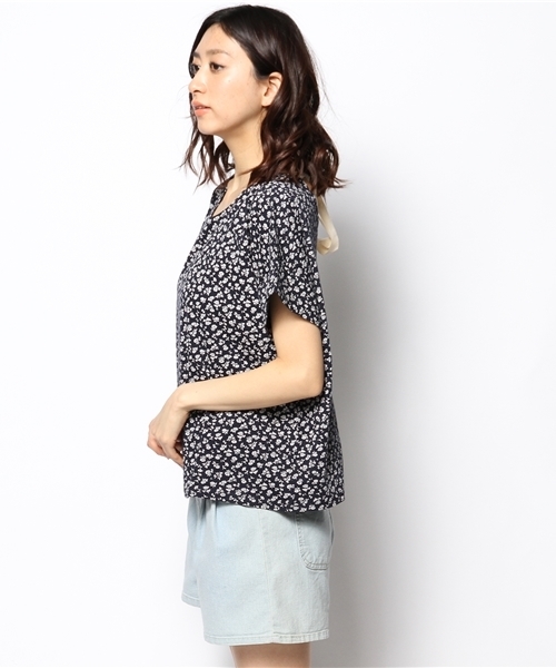 Kastane（カスタネ）の「【Kastane】バックリボンTシャツ（Tシャツ/カットソー・レディース・オフホワイト/ホワイト/ダークブルー/ネイビー・FREE）」の6枚目の写真