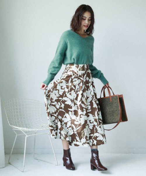 BAYFLOW（ベイフロー）の「アソートガラタックフレアスカート（スカート・レディース・ブラウン/グレー/オフホワイト・SMALL/MEDIUM）」の10枚目の写真