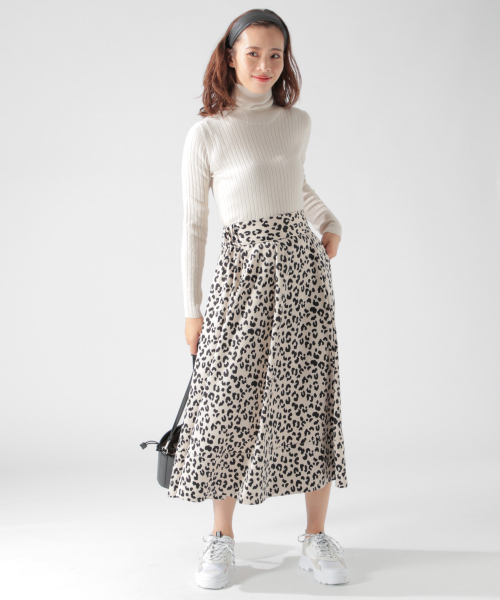 BAYFLOW（ベイフロー）の「アソートガラタックフレアスカート（スカート・レディース・ブラウン/グレー/オフホワイト・SMALL/MEDIUM）」の11枚目の写真