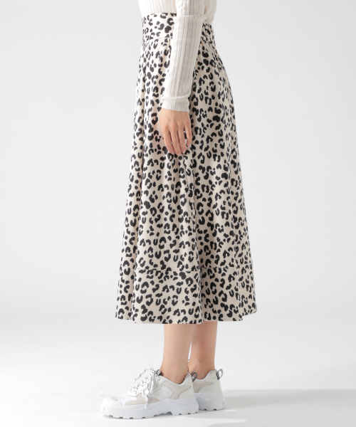 BAYFLOW（ベイフロー）の「アソートガラタックフレアスカート（スカート・レディース・ブラウン/グレー/オフホワイト・SMALL/MEDIUM）」の21枚目の写真