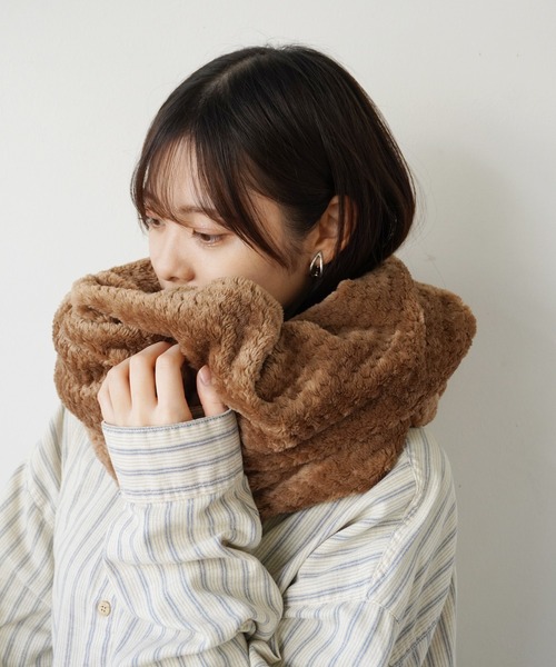 Port（ポート）の「ボリューム ワッフル スヌード（ネックウォーマー/スヌード・レディース・ホワイト/ブラック/ブラウン/グレー/ベージュ・FREE）」の13枚目の写真