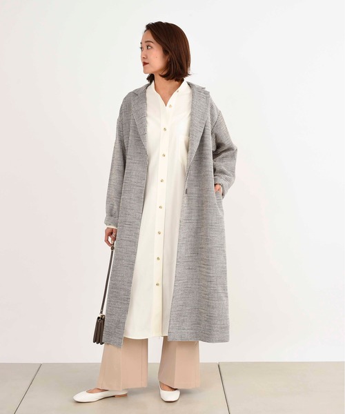 DouDou（ドゥドゥ）の「ピーチラングサテンロングシャツワンピース（ワンピース・レディース・オフホワイト・FREE）」の22枚目の写真