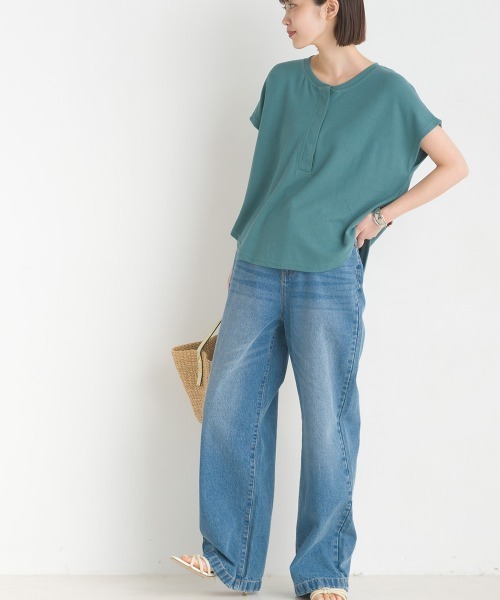 OMNES Another Edition（オムネス アナザーエディション）の「ベアワッフルヘンリーネックトップス（Tシャツ/カットソー・レディース・ホワイト/チャコールグレー/ブラウン/ブルー/グレイッシュベージュ/イエロー/グリーン・FREE）」の15枚目の写真